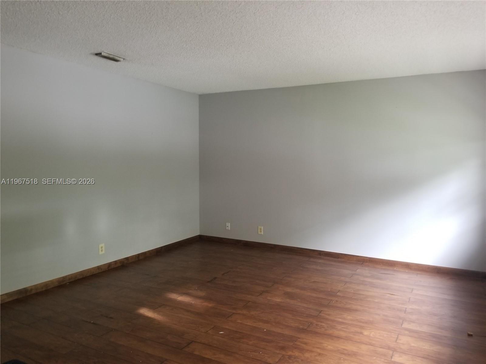 CORAL VILLAGE CONDO - Residential Lease