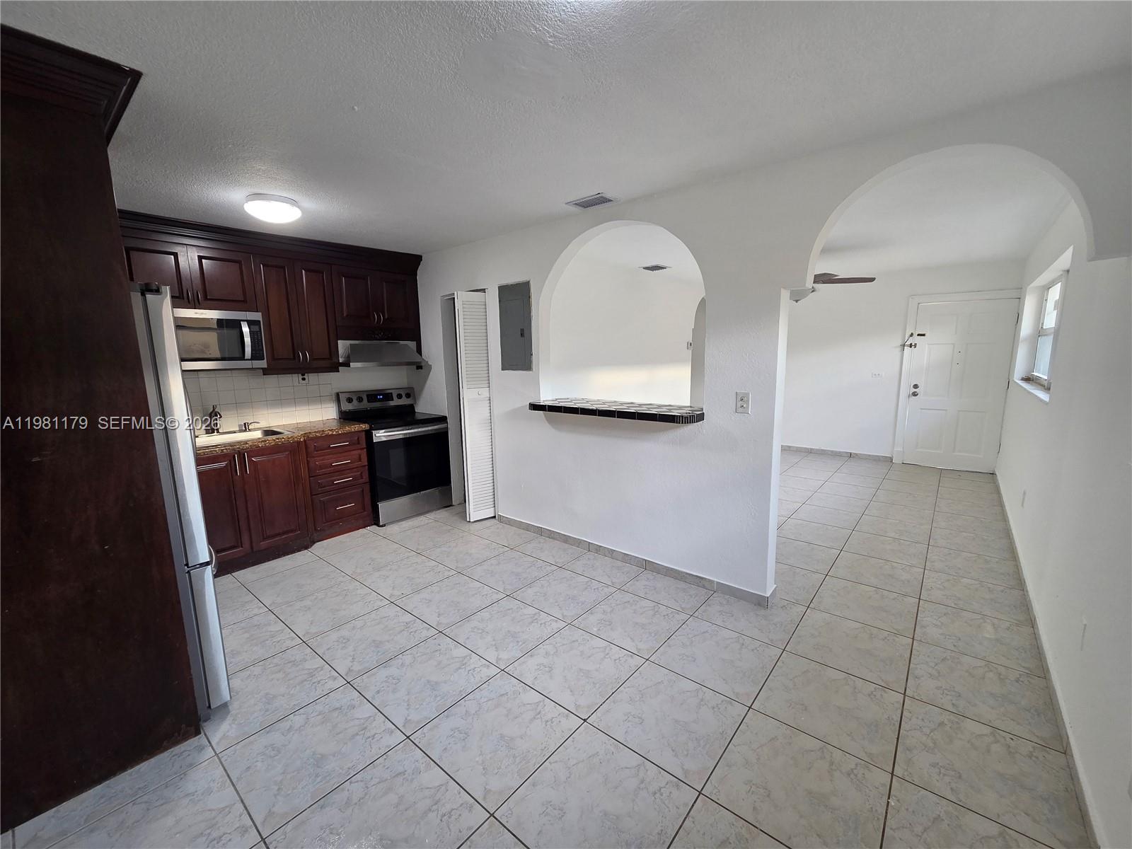 NEW HAVEN SUB - Residential Lease