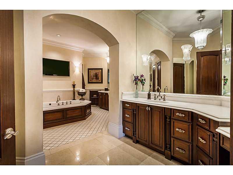 HELMS COUNTRY ESTS RE-PLA - Residential