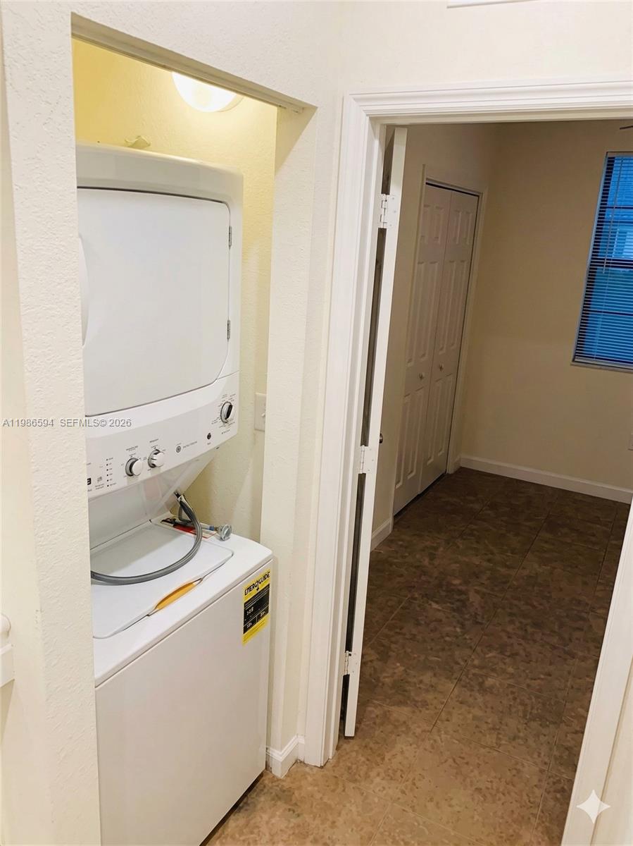 COCO PALM ESTATES - Residential