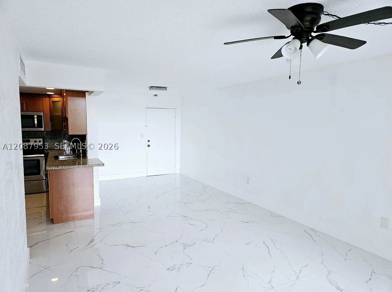 View photos, virtual tours, details... 9682 Fontainebleau Blvd 207