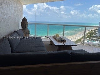 6767 Collins Ave TS-2206