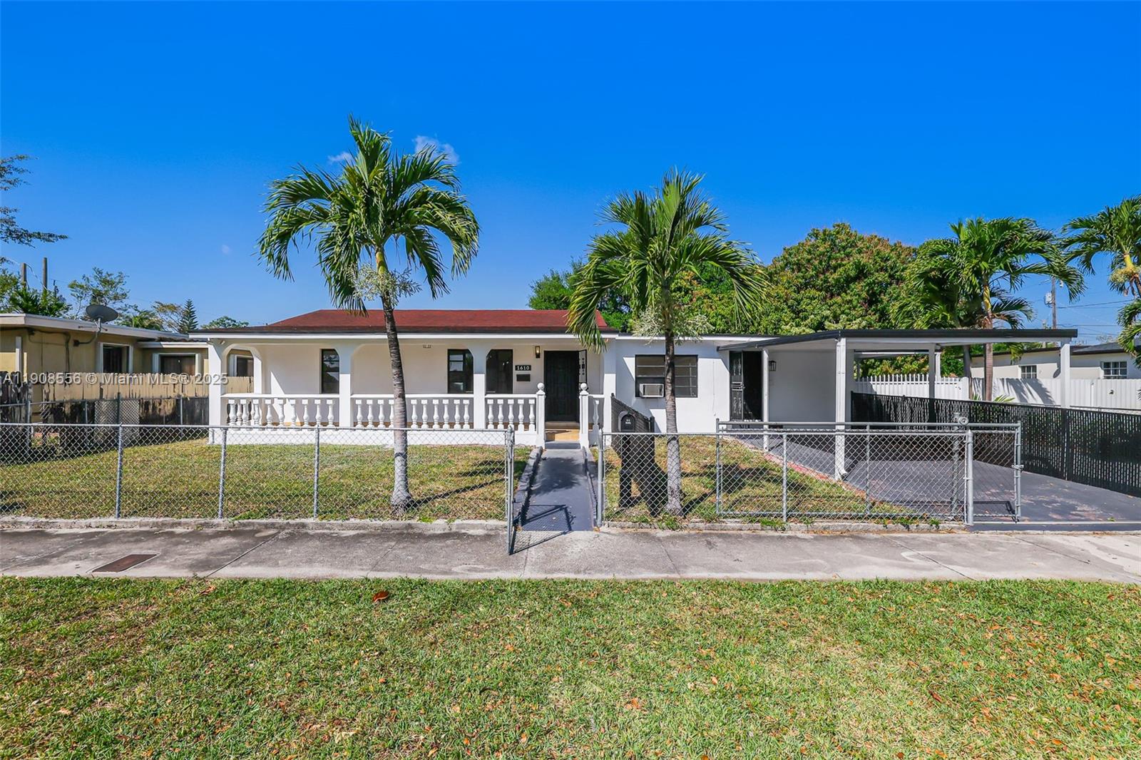 GRAPELAND HEIGHTS - Residential Lease