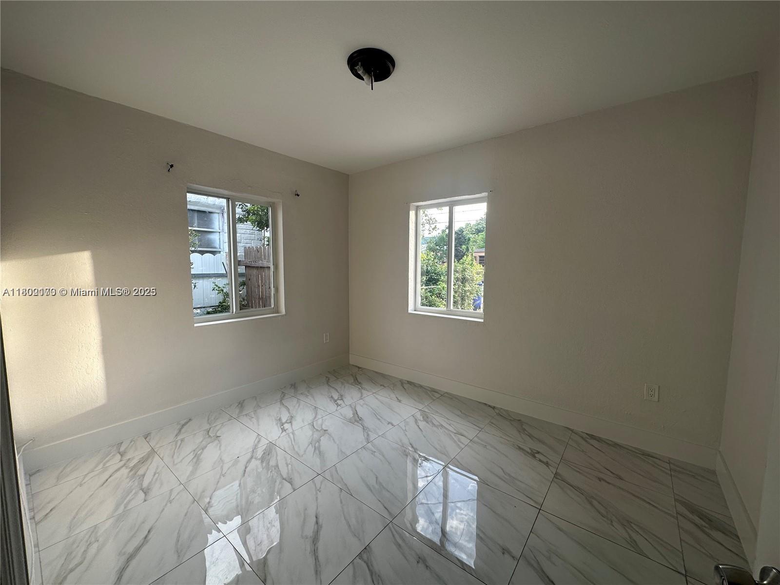 7TH AVENUE HIGHLANDS - Residential Income