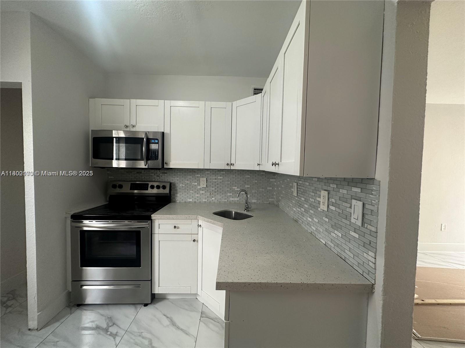 7TH AVENUE HIGHLANDS - Residential Income