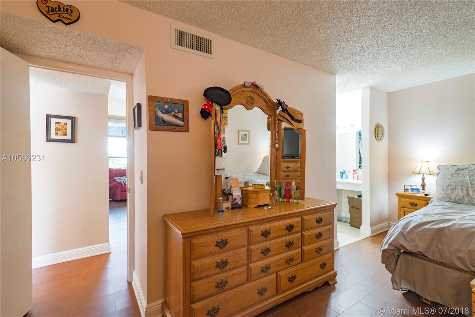 CROSSINGS VILLAGE HOMES C - Residential