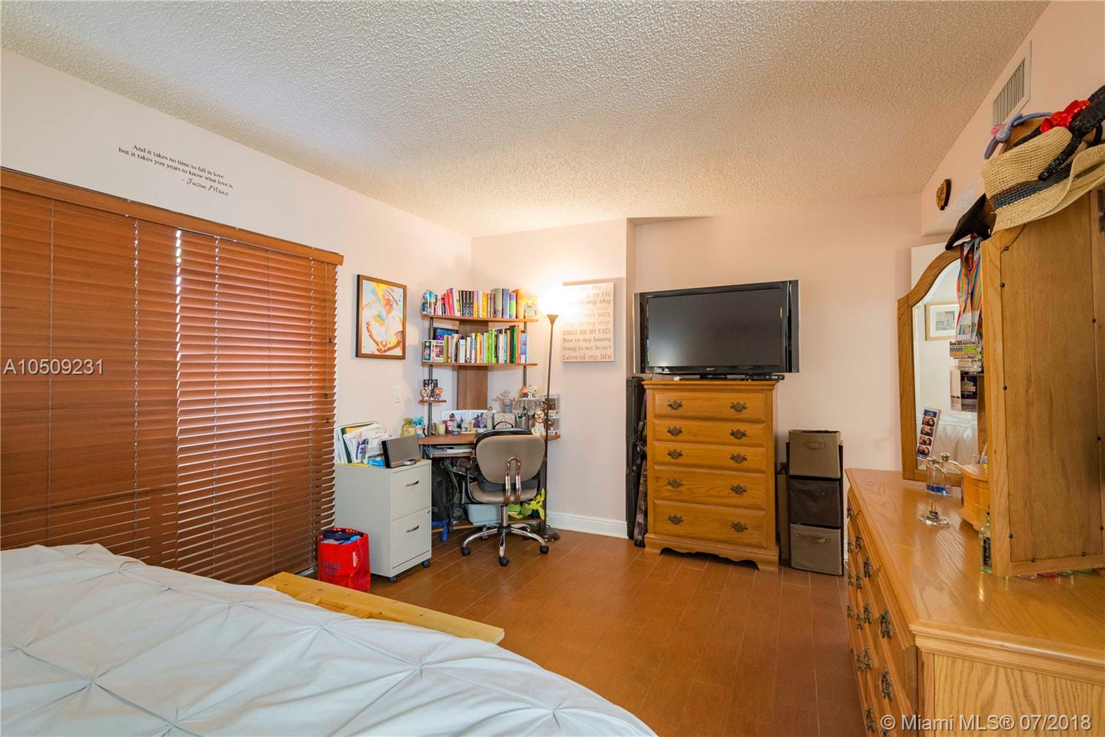 CROSSINGS VILLAGE HOMES C - Residential