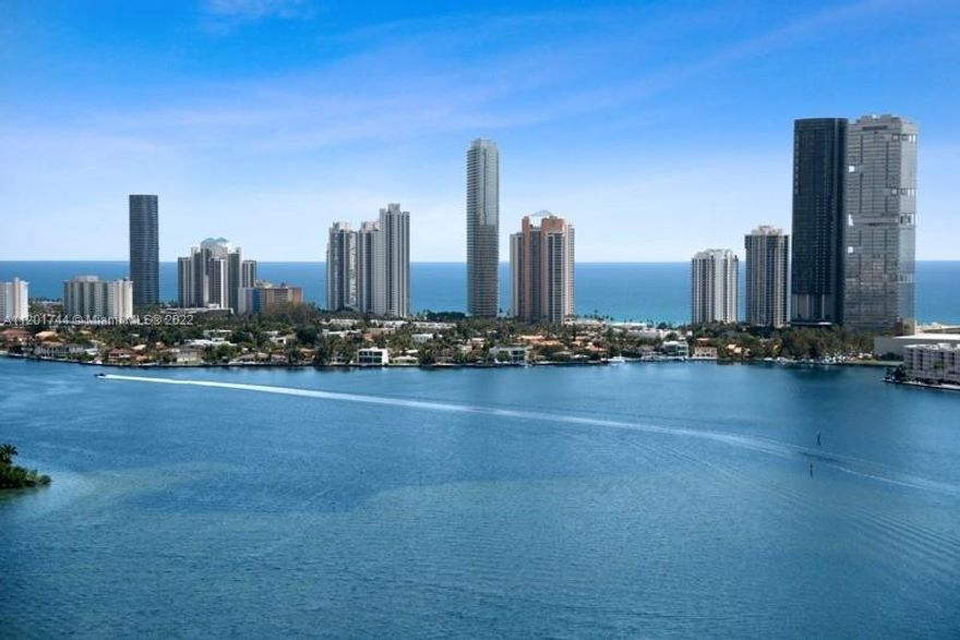 Looking for a true 3BR/3.5BA home in desirable Williams Island with 180 degree intracoastal, ocean & sunset views? Then this 2600sf, double door entrance condo may be the perfect choice. On the 28th floor, there are only 4 units so the 02 line here is really an 03 model.  An inviting entry foyer leads to an expansive great room with both a formal living room & formal dining room. The large, eat-in island kitchen offers access to a deep balcony, ideal for alfresco dining.  Each of the bedrooms has an ensuite bathroom & the guest bath is a plus.  The immense primary suite features exceptional water views & great closet space. Located in Williams Island, a premier country club community with a 27,000sf spa, fitness classes, indoor pool, tennis & pickle ball club, 4 restaurants.