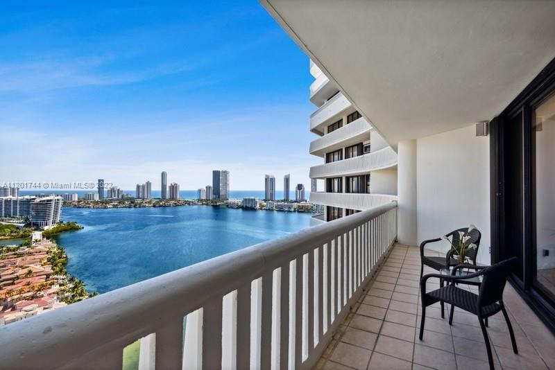 WILLIAMS ISLAND - Residential