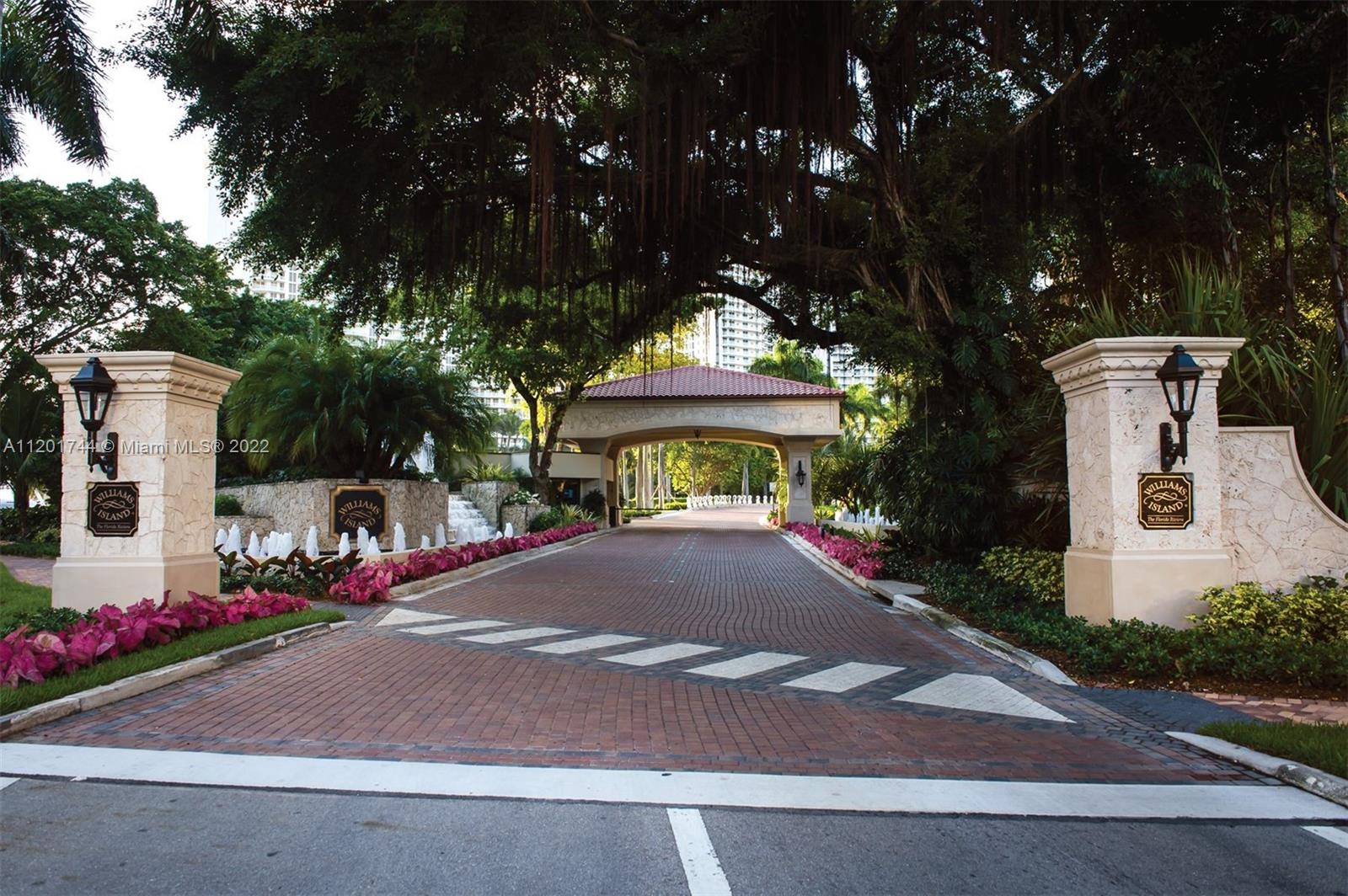 WILLIAMS ISLAND - Residential