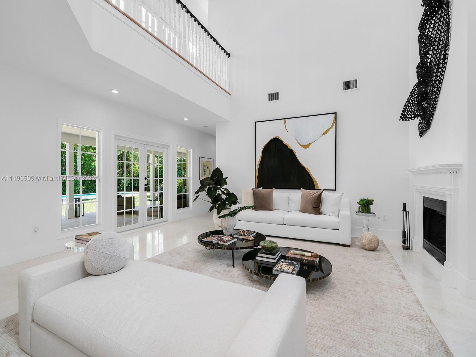 PINE ACRES ESTS - Residential