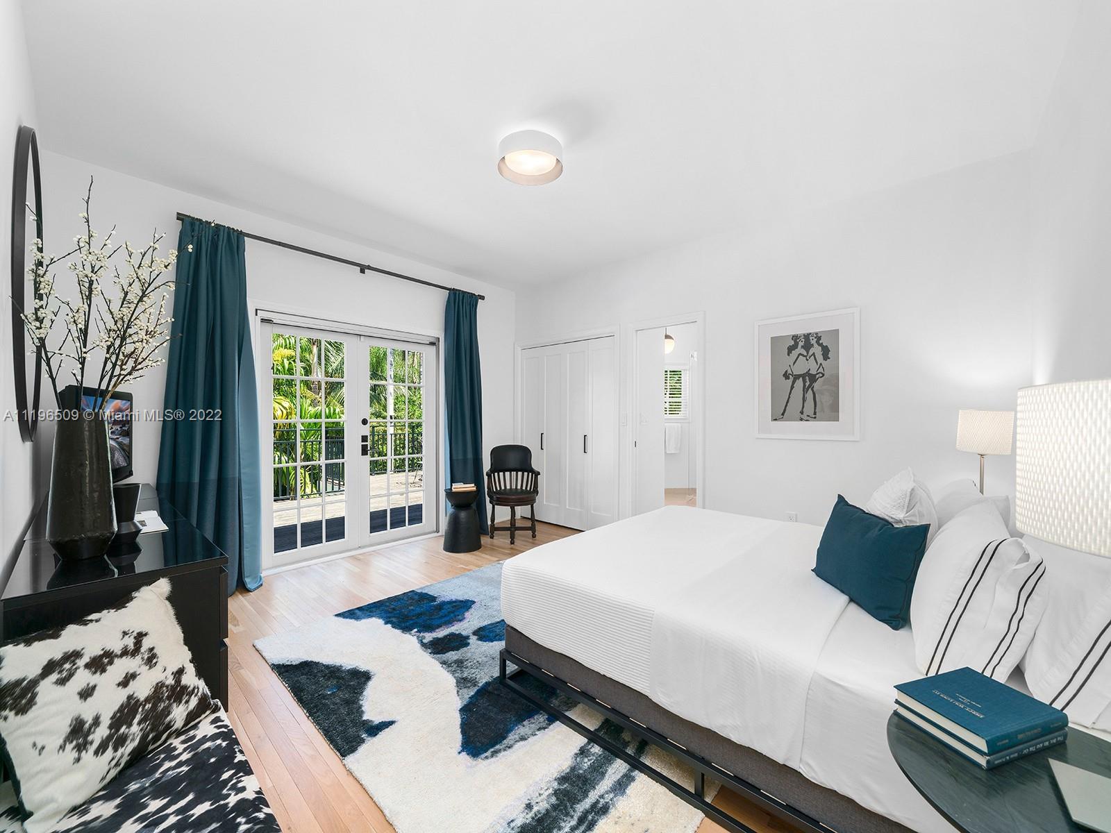 PINE ACRES ESTS - Residential