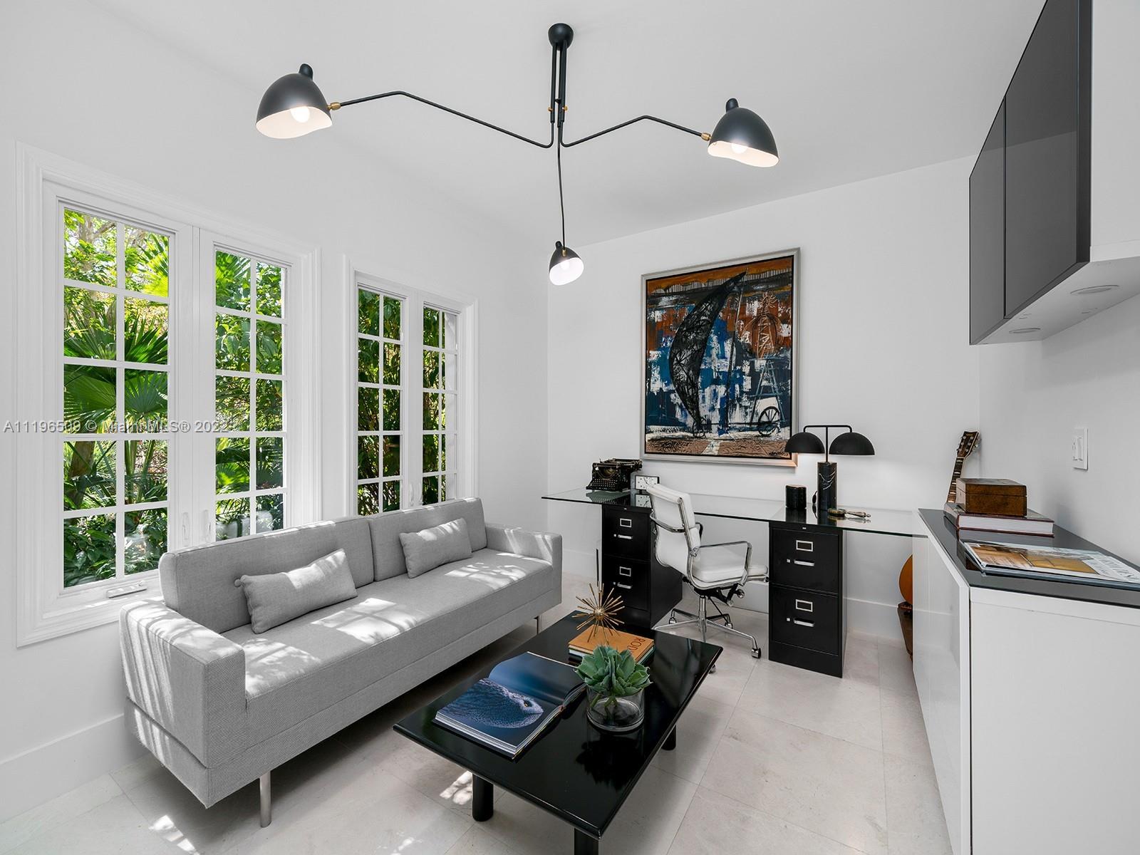 PINE ACRES ESTS - Residential