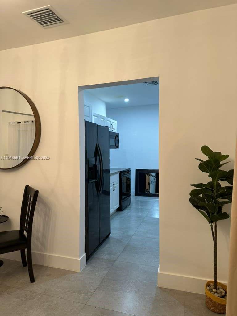 SHADOWLAWN EXTENSION SUB - Residential Lease