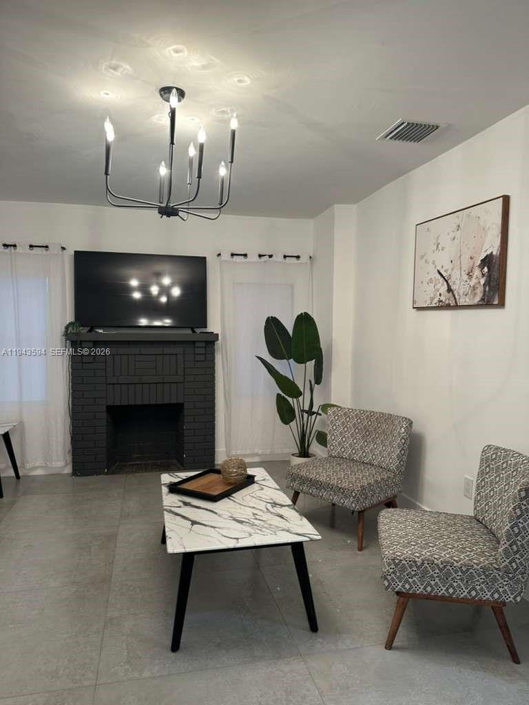 SHADOWLAWN EXTENSION SUB - Residential Lease