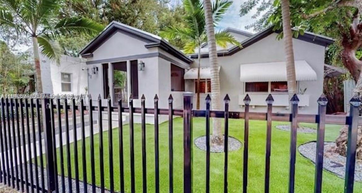 SHADOWLAWN EXTENSION SUB - Residential Lease