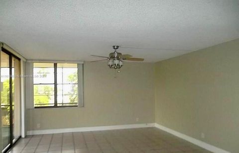 Condominium in Hollywood FL 3900 Hills Dr Dr 5.jpg