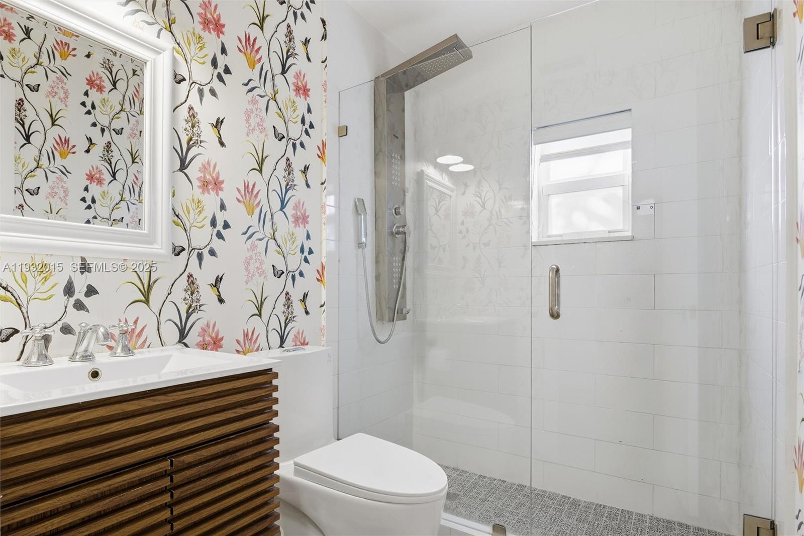 DORAL PALMS - Residential Lease