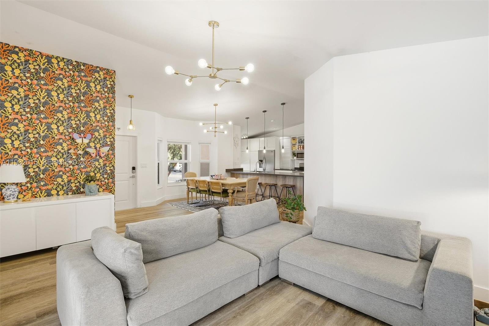 DORAL PALMS - Residential Lease