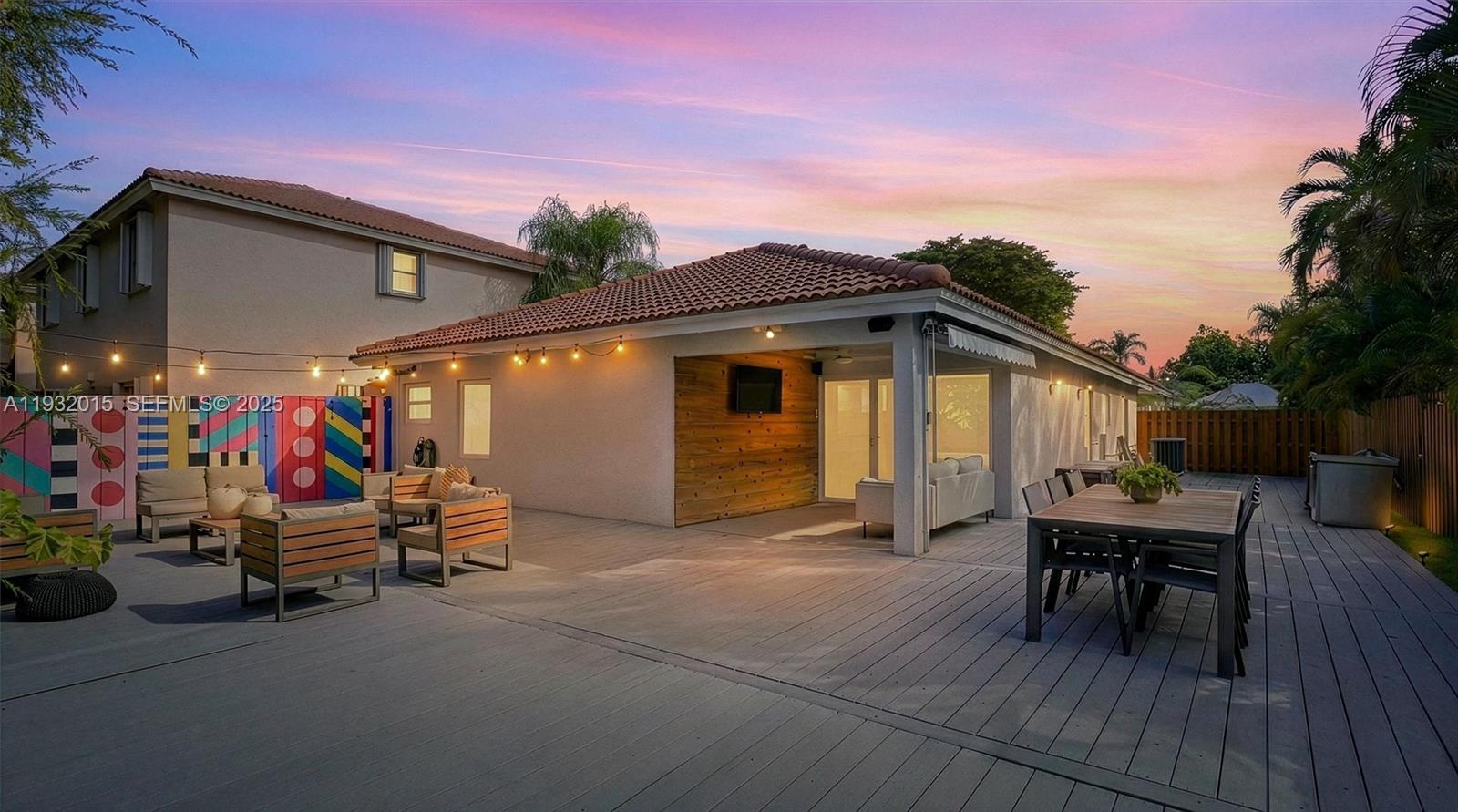 DORAL PALMS - Residential Lease