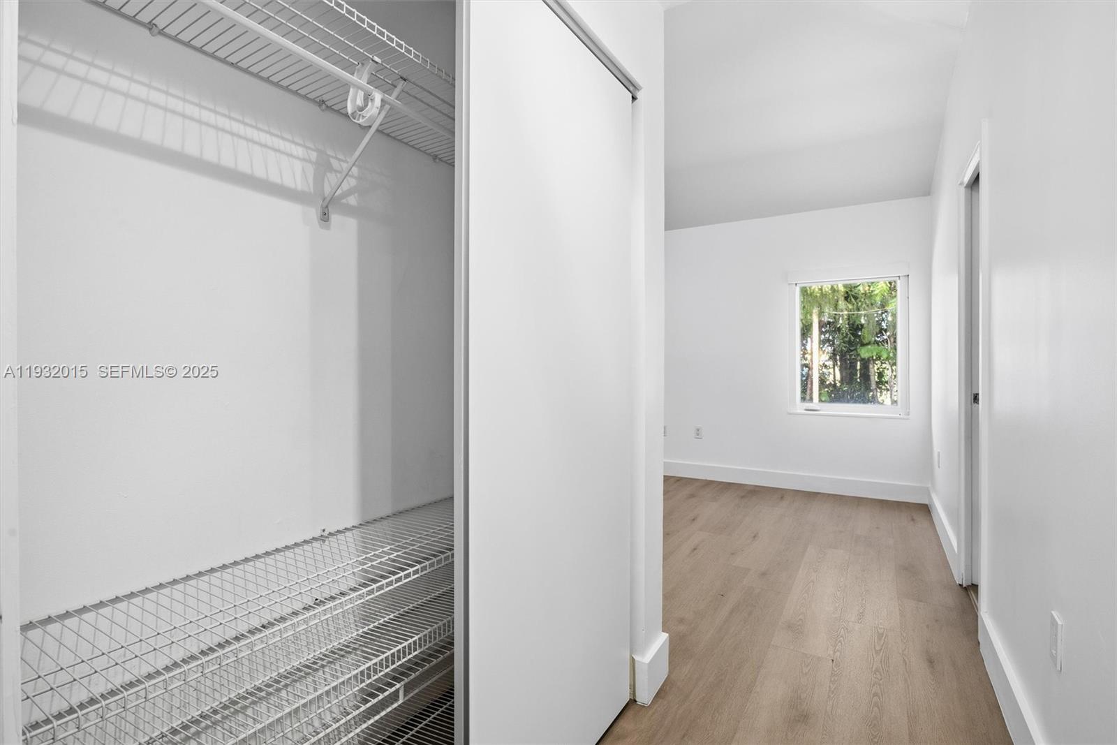 DORAL PALMS - Residential Lease