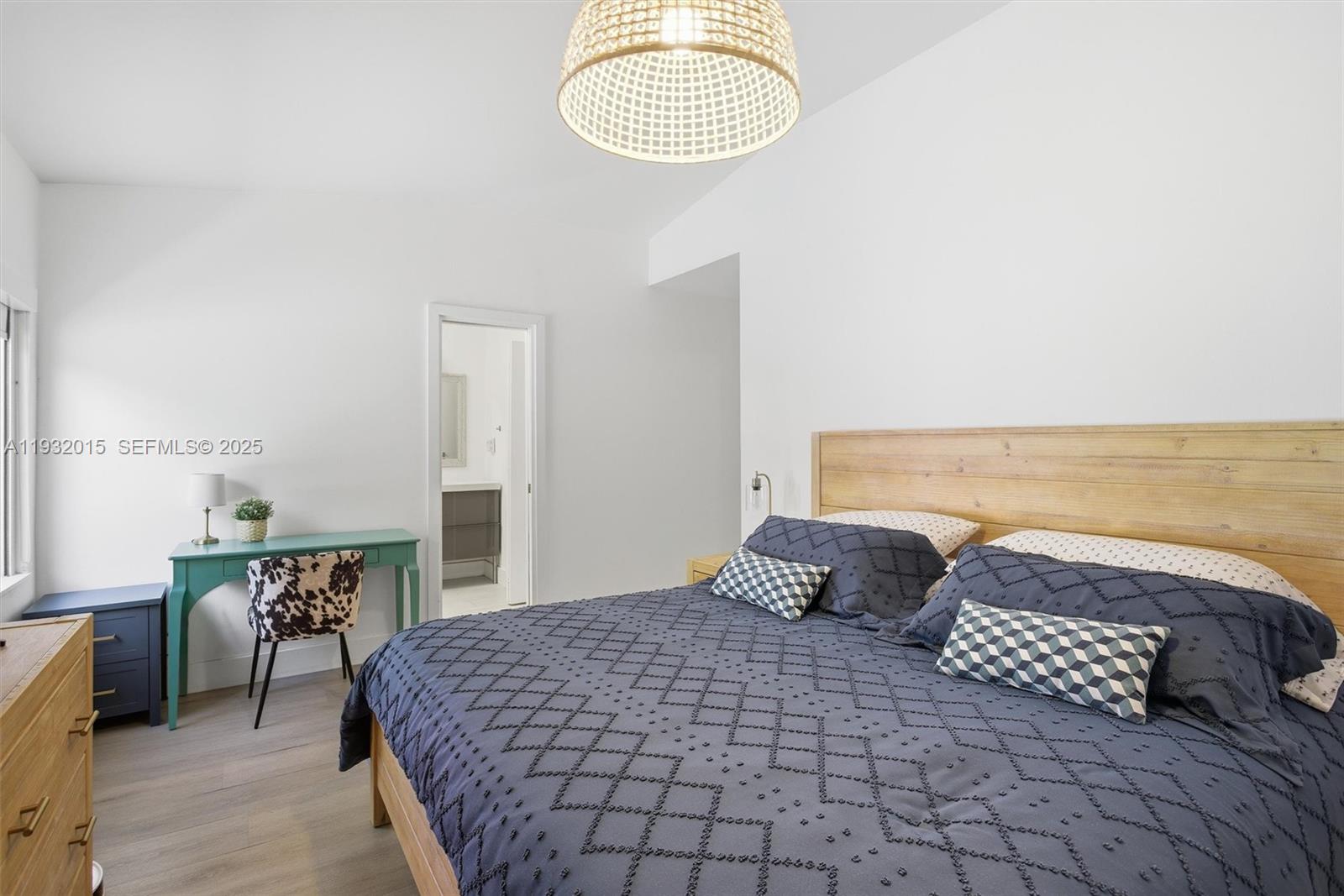 DORAL PALMS - Residential Lease