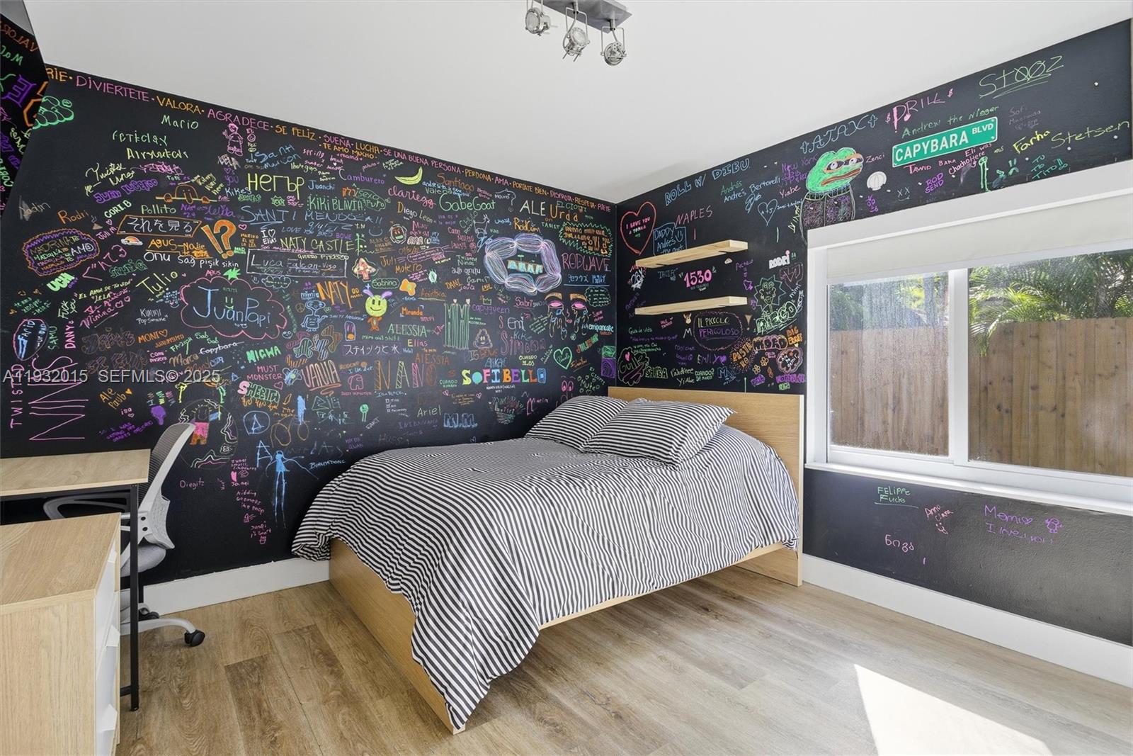 DORAL PALMS - Residential Lease