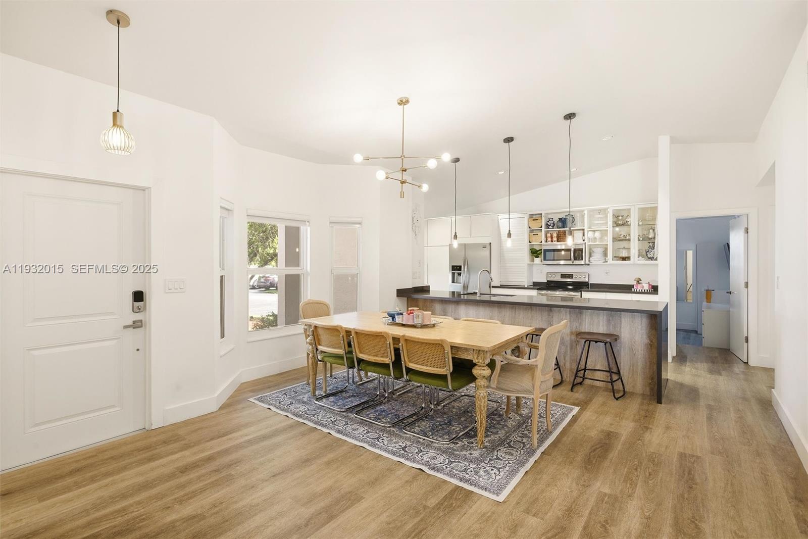 DORAL PALMS - Residential Lease