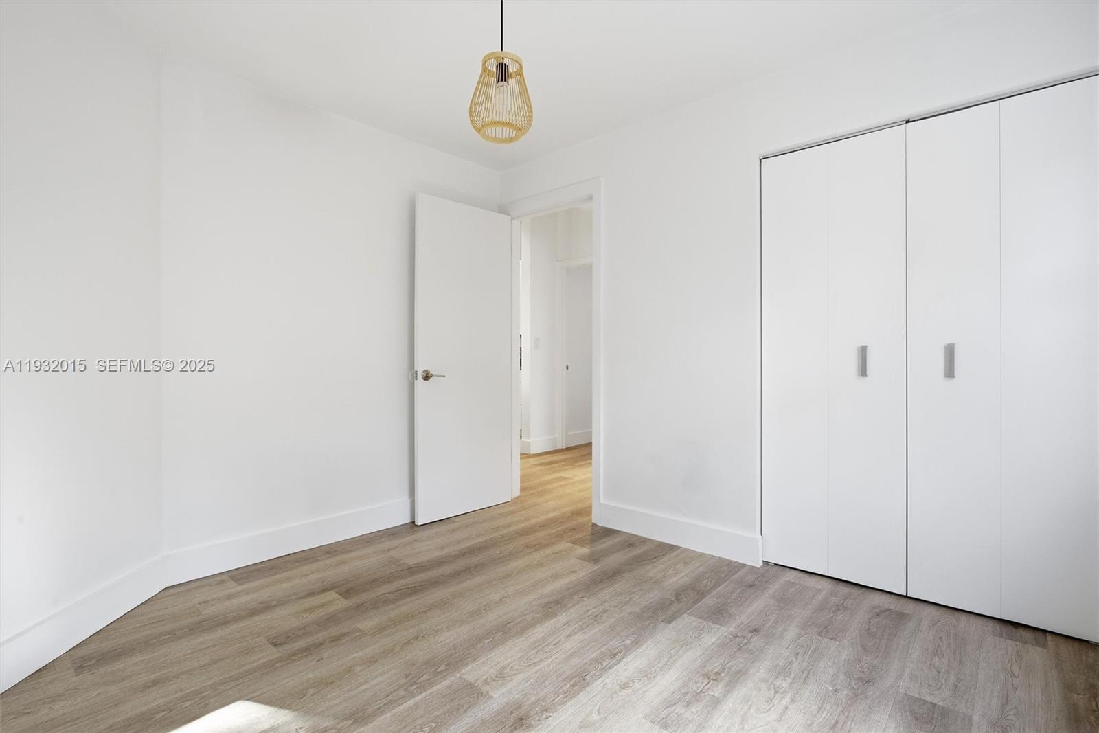 DORAL PALMS - Residential Lease