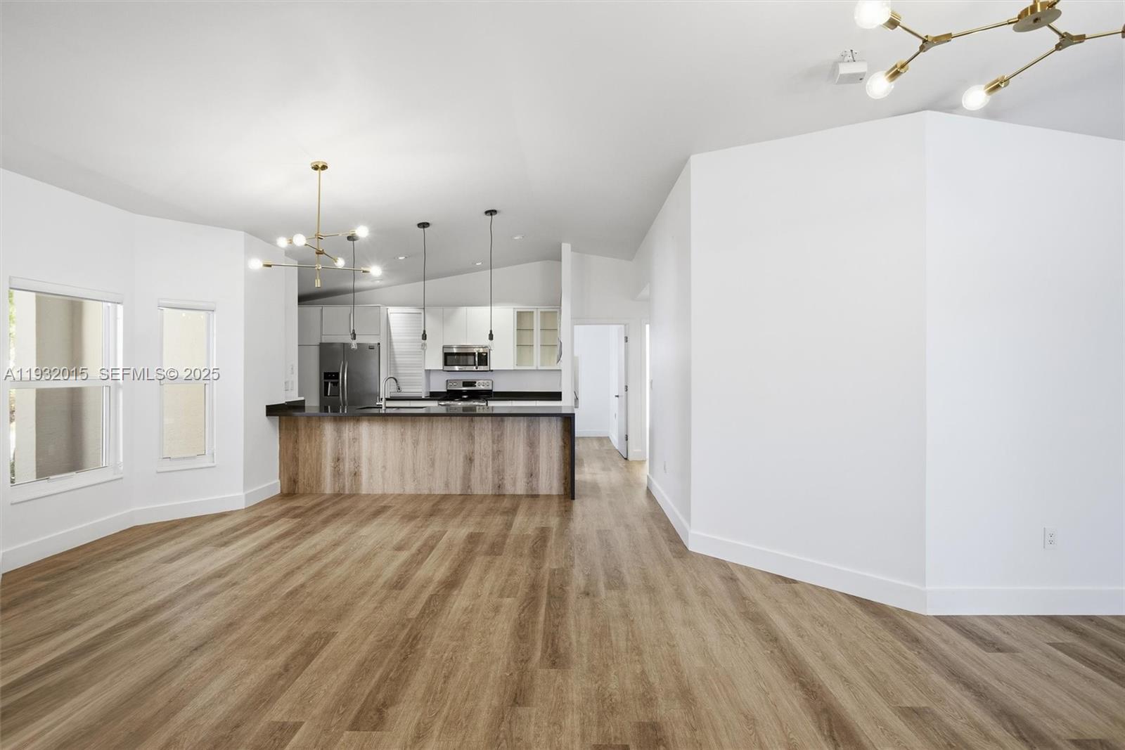 DORAL PALMS - Residential Lease