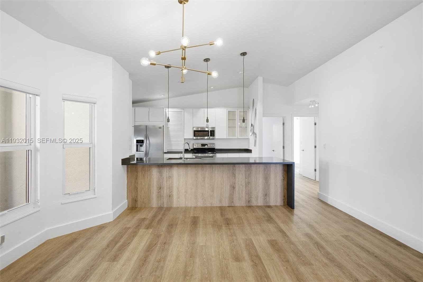 DORAL PALMS - Residential Lease