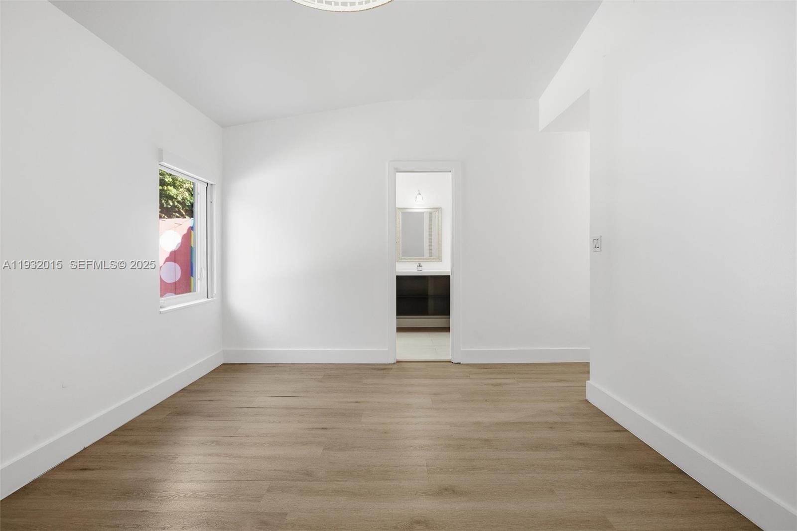 DORAL PALMS - Residential Lease