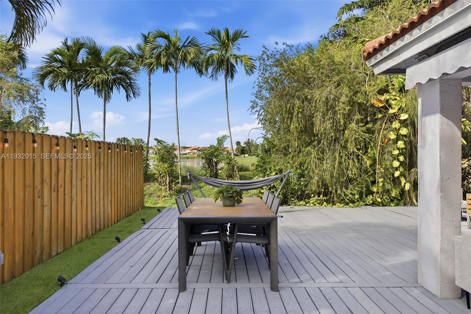 DORAL PALMS - Residential Lease