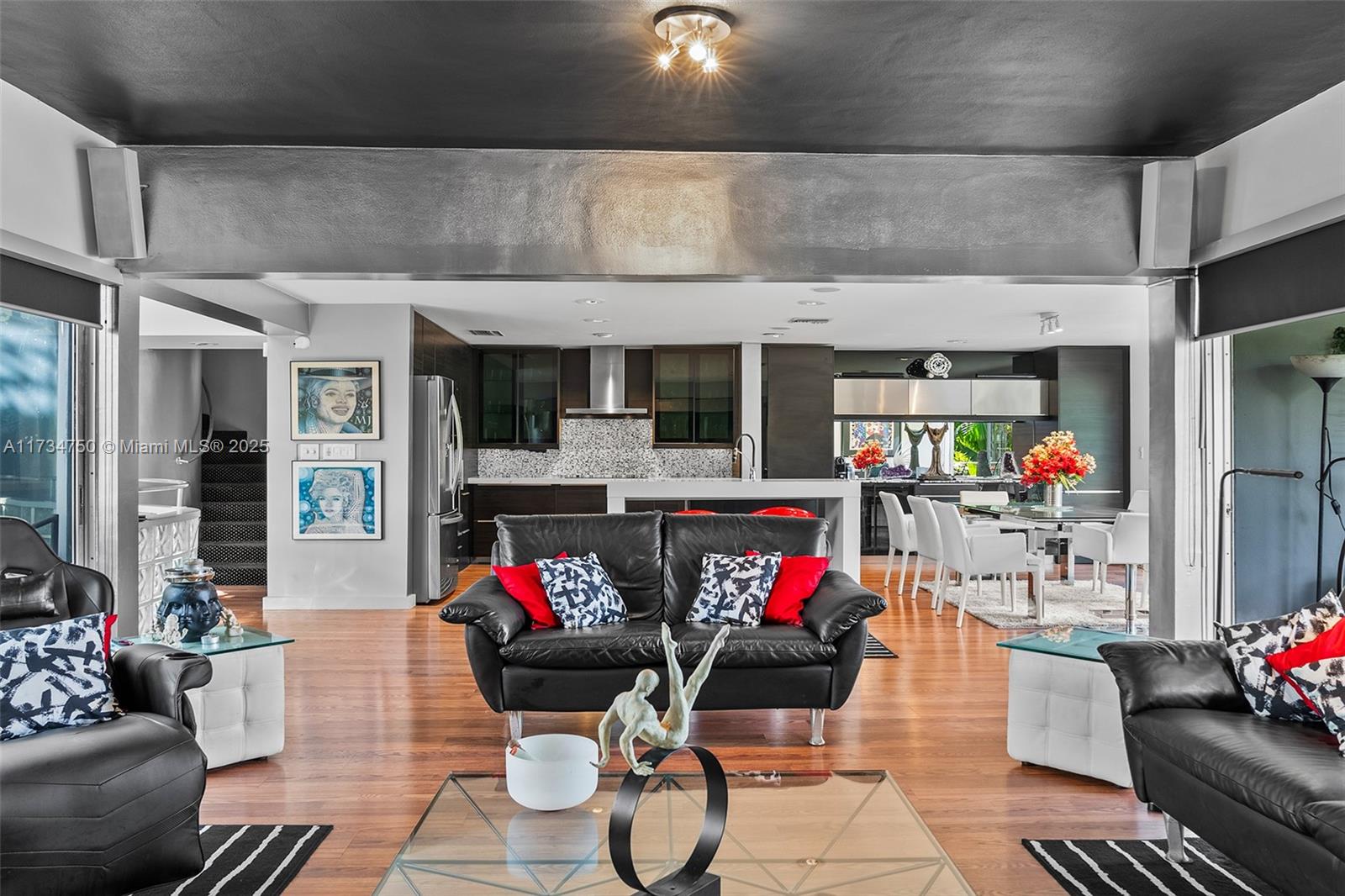 CRYSTAL BLUFF ADDN TO SIL - Residential