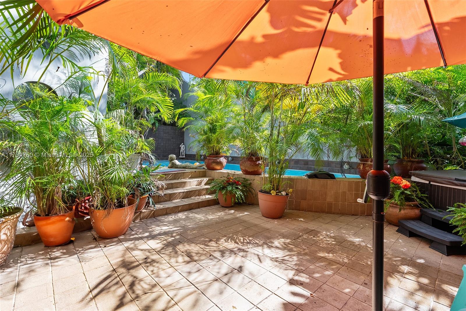 CRYSTAL BLUFF ADDN TO SIL - Residential