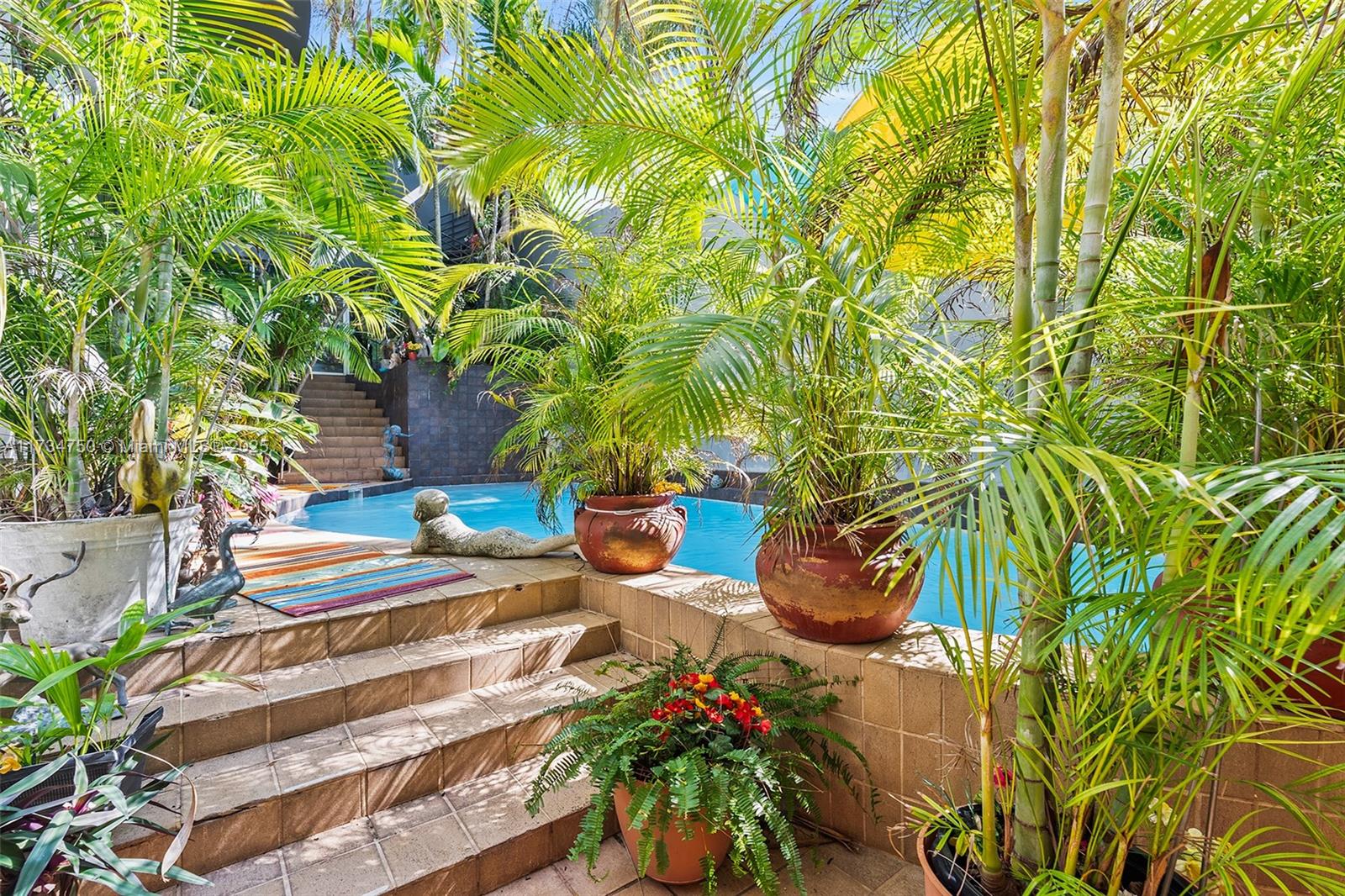 CRYSTAL BLUFF ADDN TO SIL - Residential