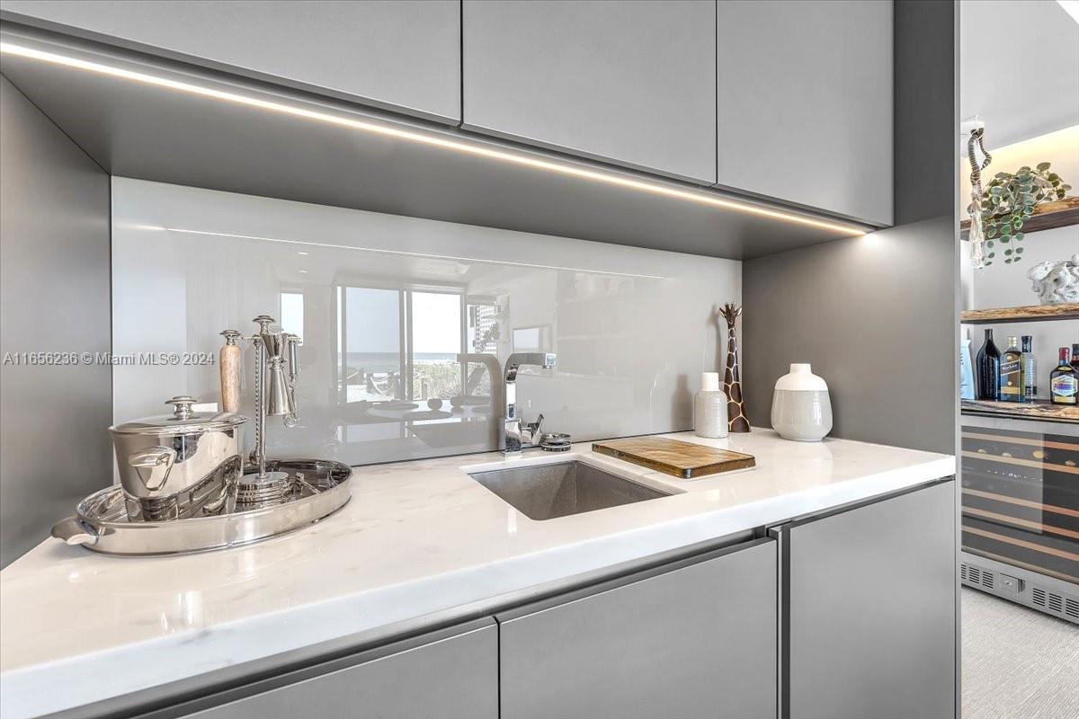 18975 COLLINS CONDO - Residential