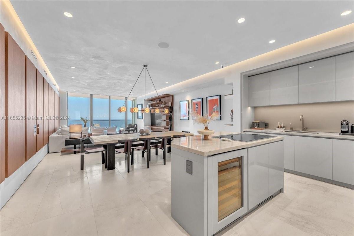 18975 COLLINS CONDO - Residential