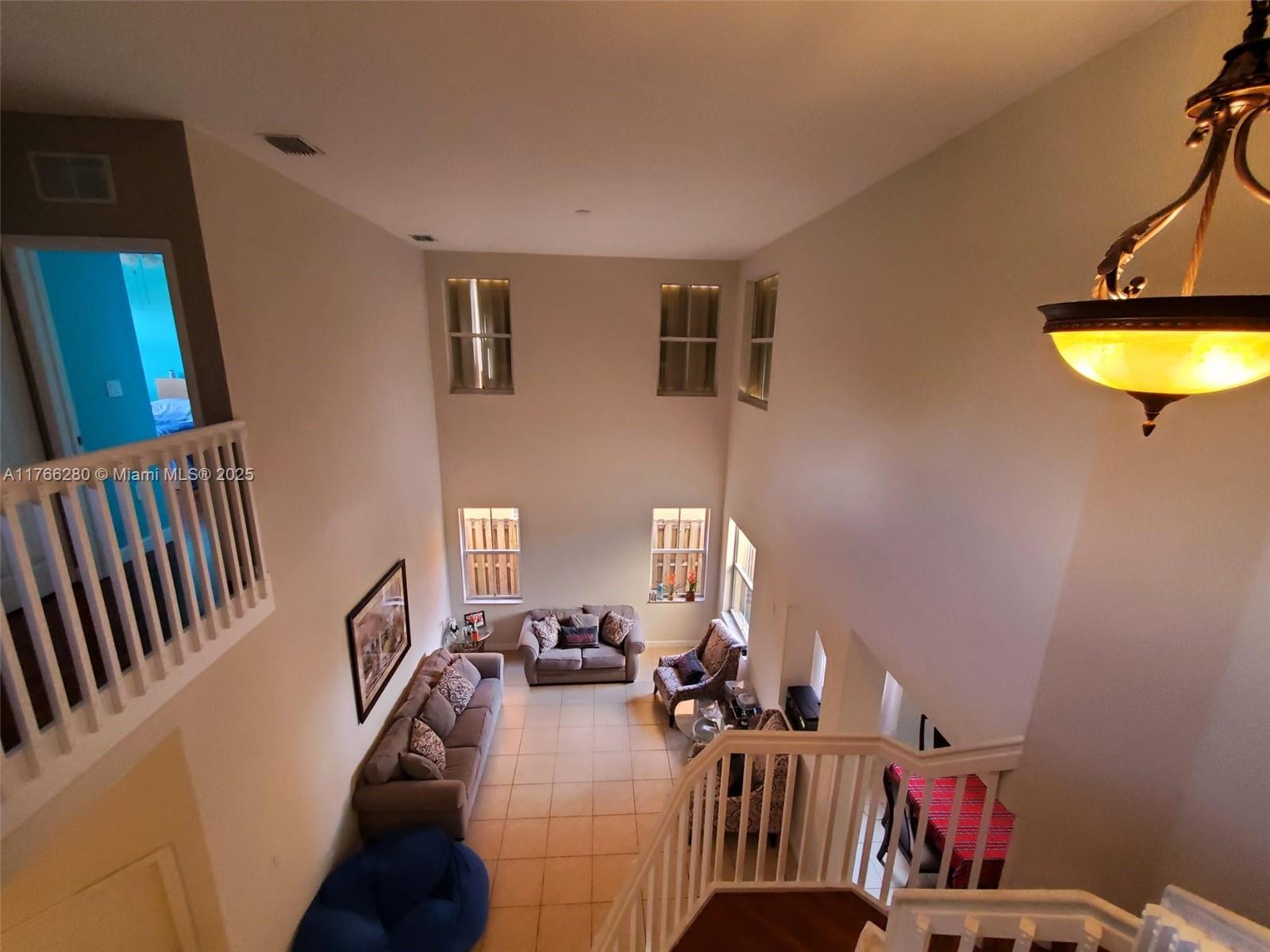 ISLANDS AT DORAL 1ST ADDN - Residential