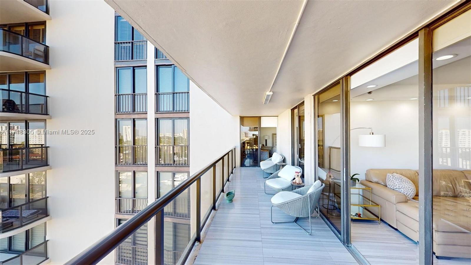 TURNBERRY ISLE SOUTH COND - Residential Lease