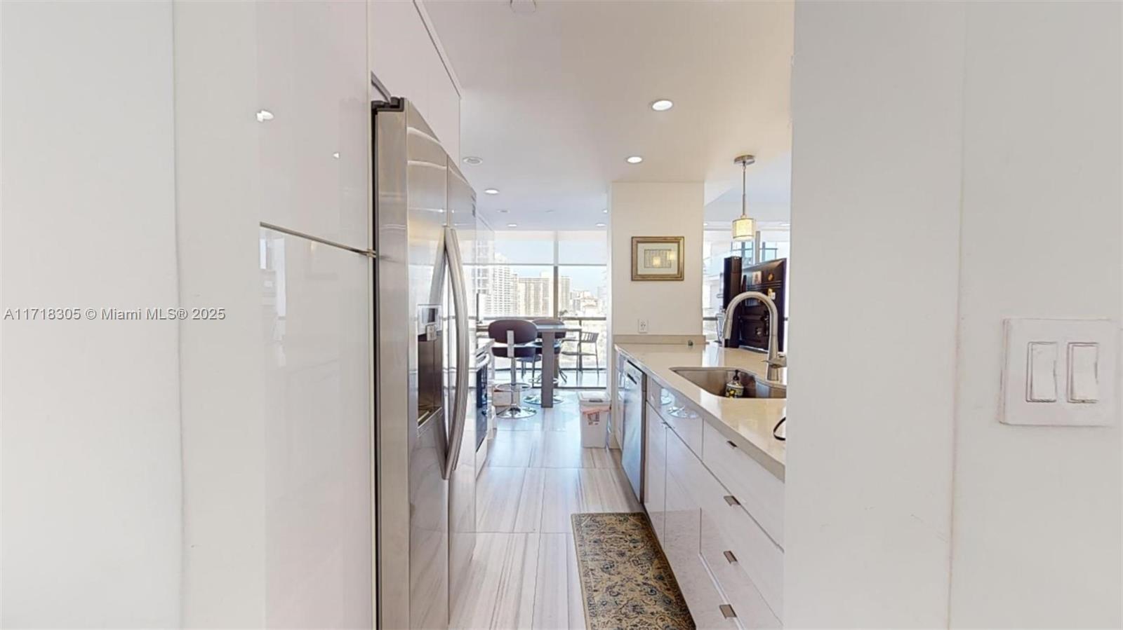 TURNBERRY ISLE SOUTH COND - Residential Lease