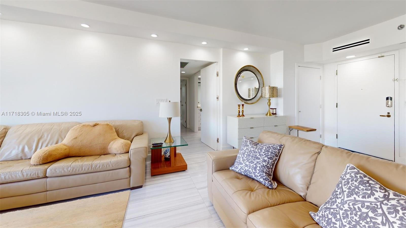 TURNBERRY ISLE SOUTH COND - Residential Lease