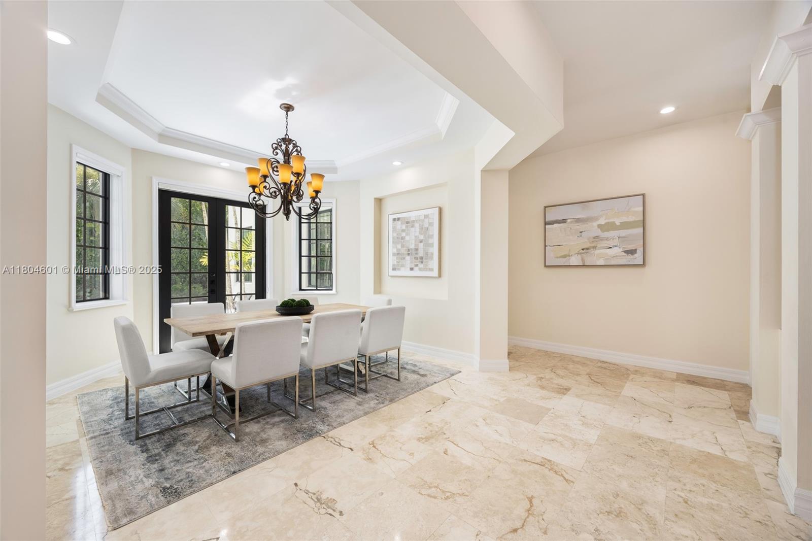 UNIVERSITY PLACE - Residential