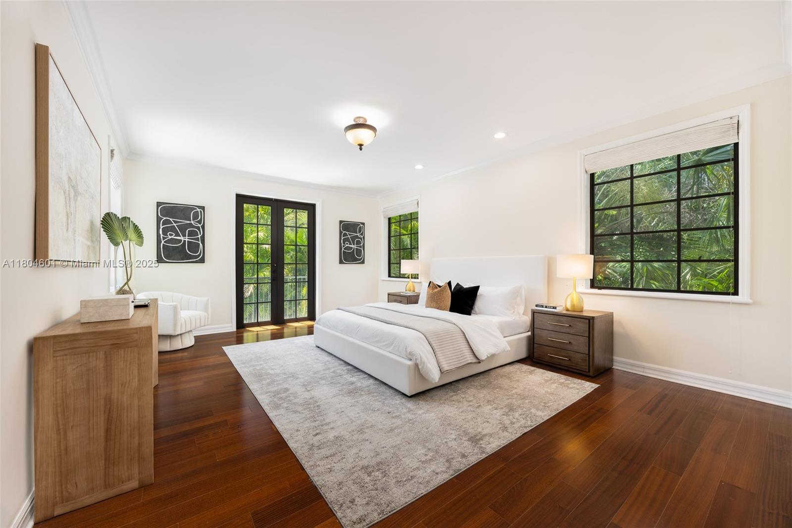 UNIVERSITY PLACE - Residential