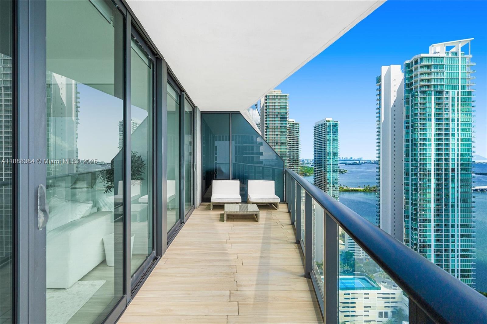 ICON BAY CONDO - Residential Lease