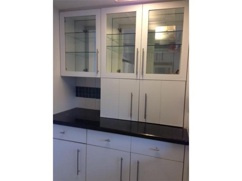 SNAPPER CREEK TOWNHOUSES - Residential Lease