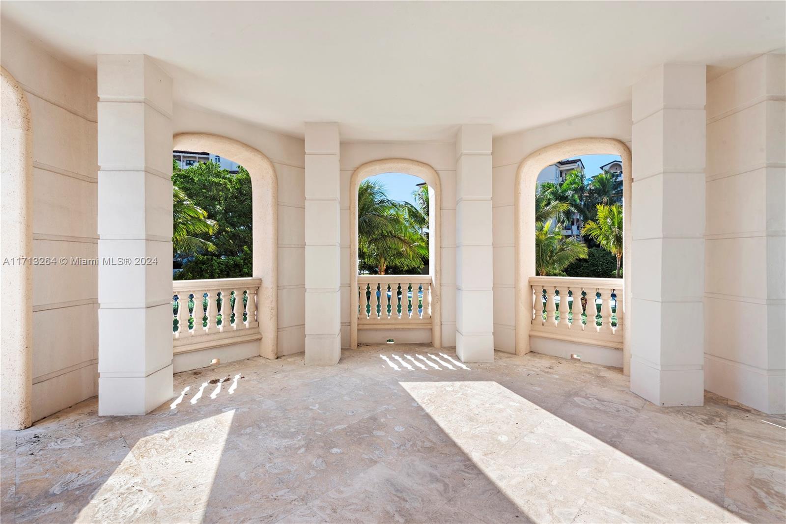PALAZZO DEL MARE AT FISHE - Residential