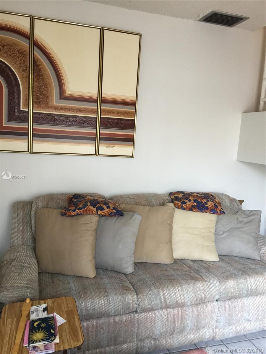 KENDALL CENTER - Residential