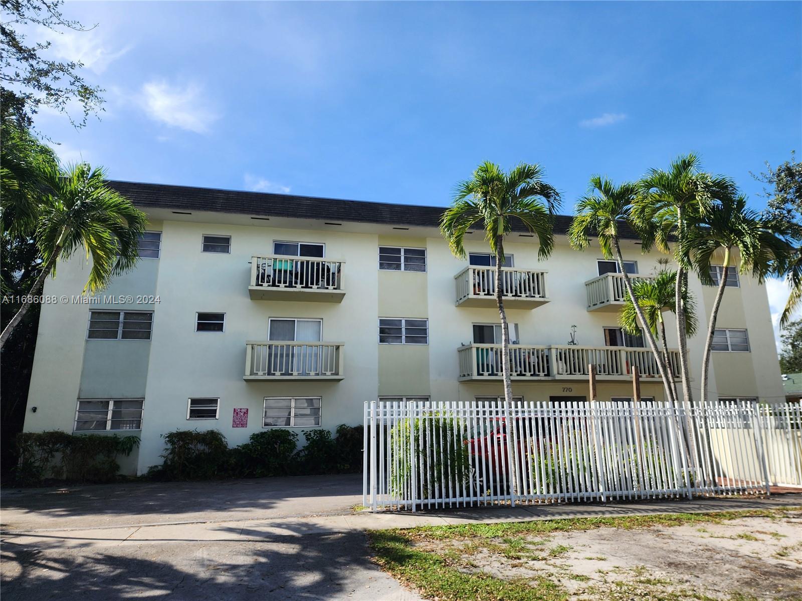 Property for Sale at 770 Ne 128th St 102, North Miami, Miami-Dade County, Florida - Bedrooms: 1 
Bathrooms: 1  - $130,000