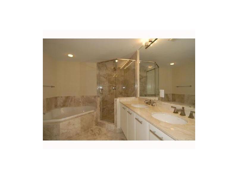 VERANDA CONDOMINIUM - Residential Lease